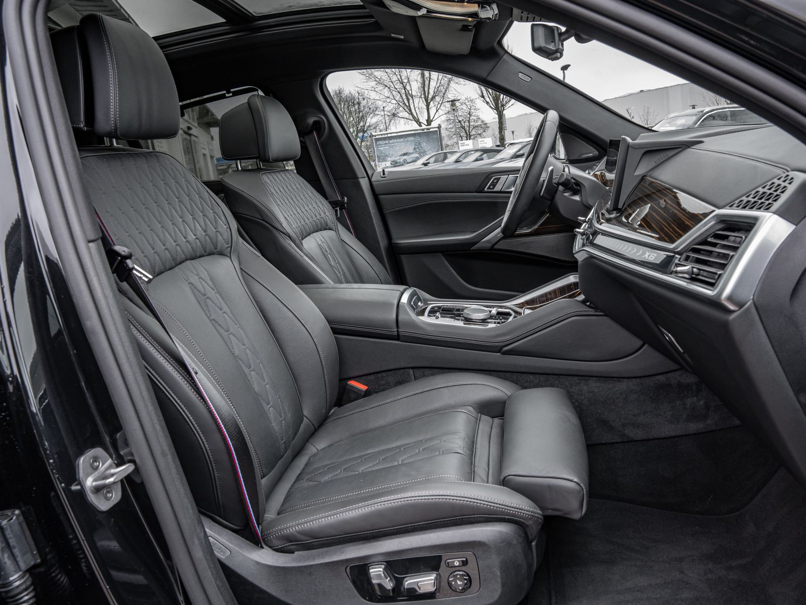 BMW X6 xDrive30d M-Sport Pro 22Z 360° AktLENK LUFTFE