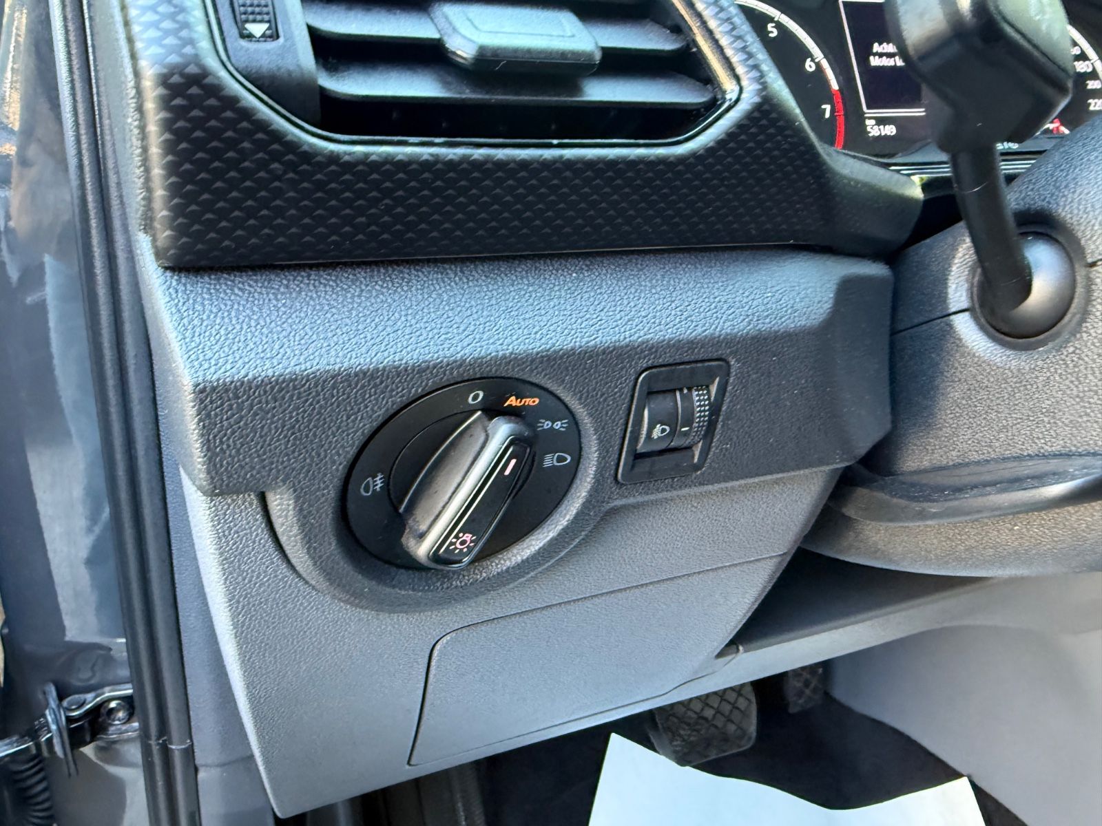 Volkswagen T-Cross Life 1.0 TSI - Samsaru's Car Outlet