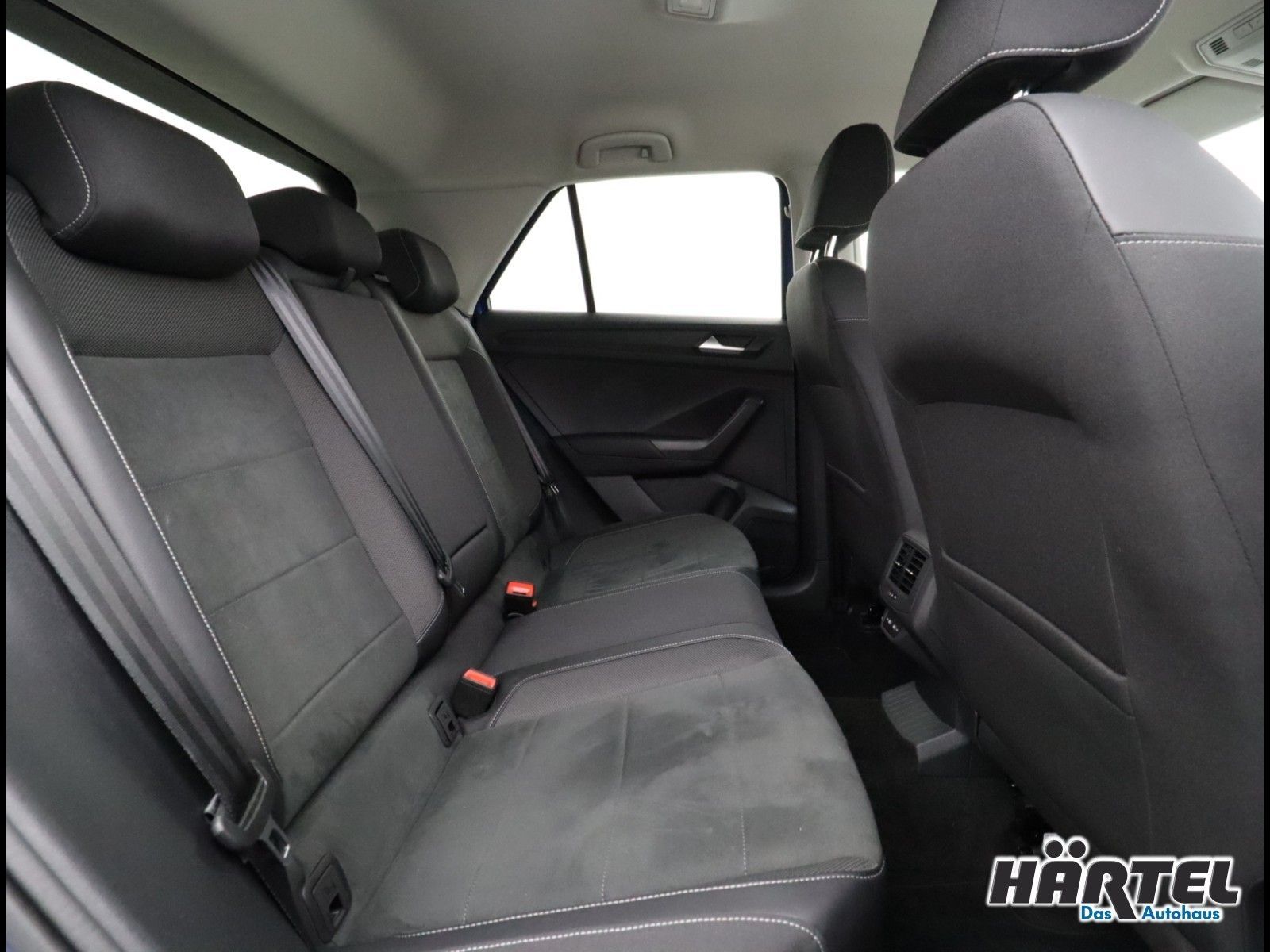 Volkswagen T-ROC STYLE 1.5 TSI DSG - Samsaru's Car Outlet