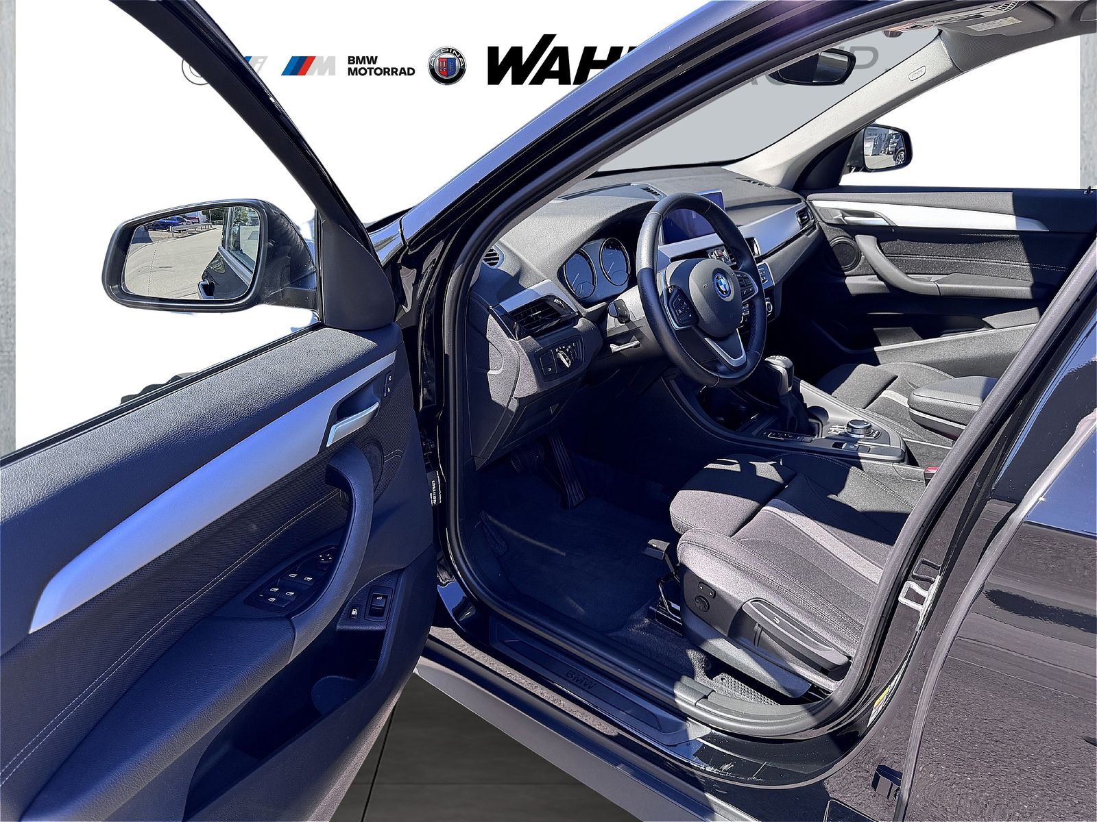 BMW X1 xDrive25e Advantage - Samsaru's Car Outlet