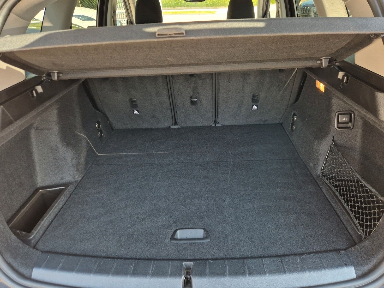 BMW X1 xDrive 25d - Samsaru's Car Outlet
