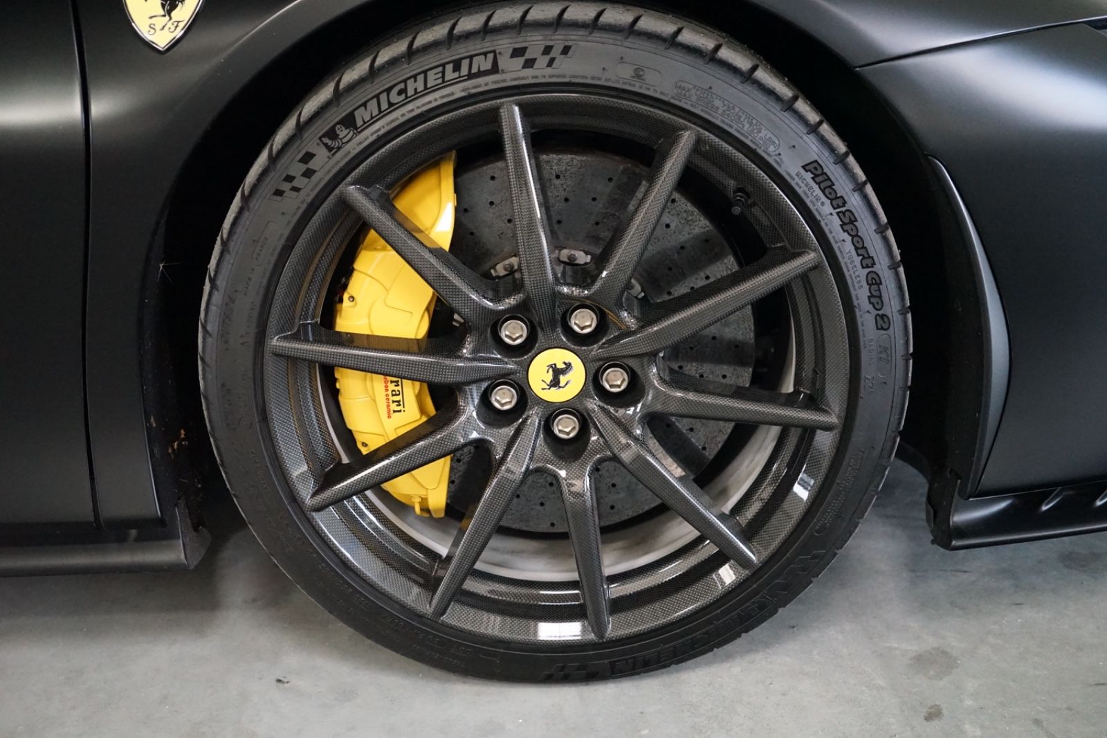 Ferrari SF90 - Samsaru's Car Outlet