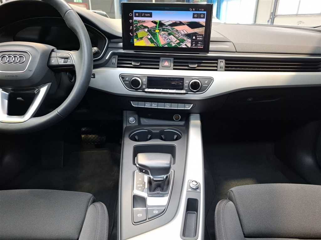 Audi A4 Avant 35 2.0 TFSI S line S-tronic - Samsaru's Car Outlet