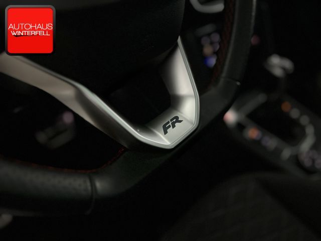 Seat Tarraco 2.0 TSI FR 4D 7SITZ+PANO+AHK+STANDHZG+