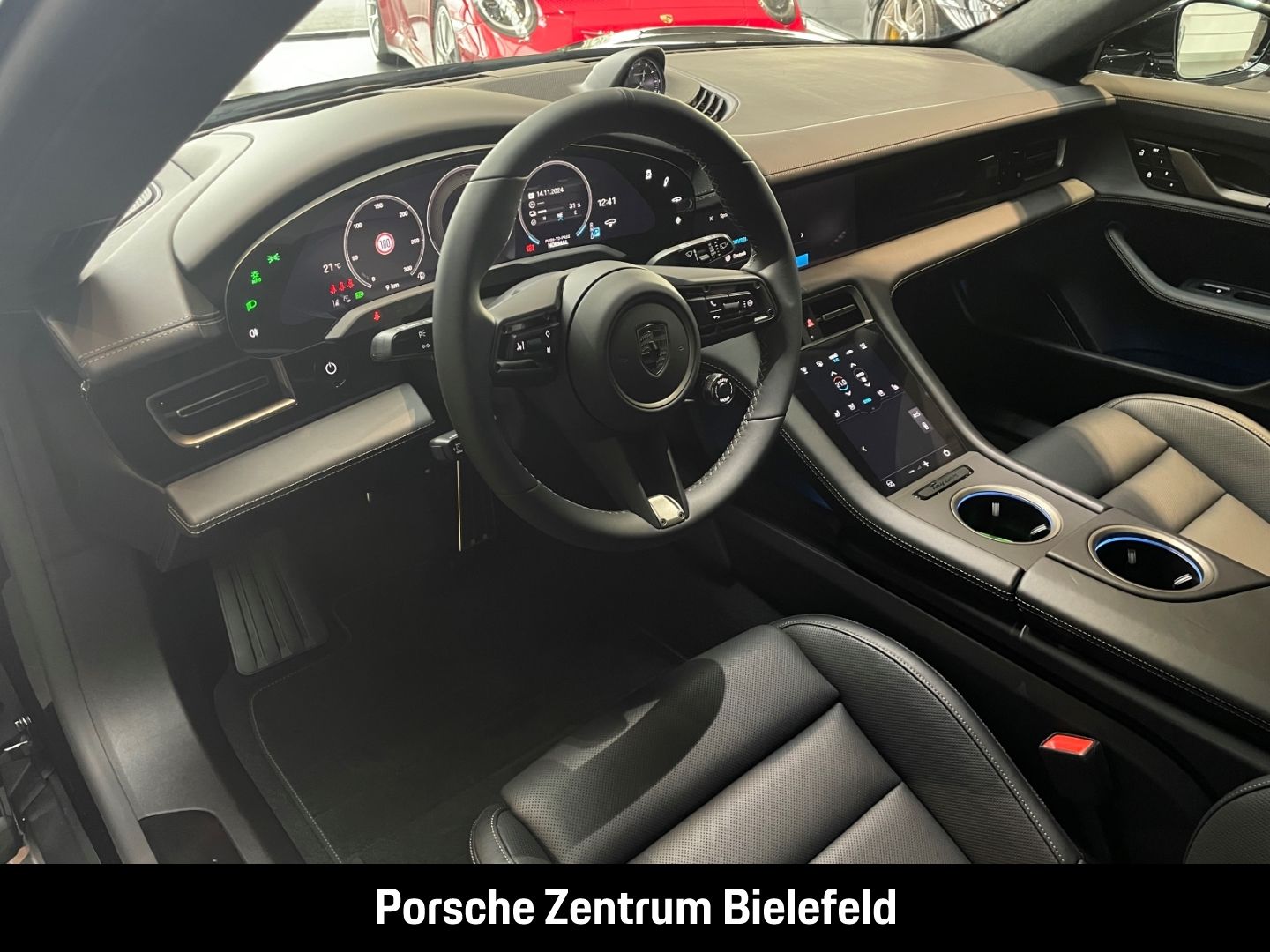 Porsche Taycan Turbo HA-Lenkung InnoDrive Sitzbelüftung