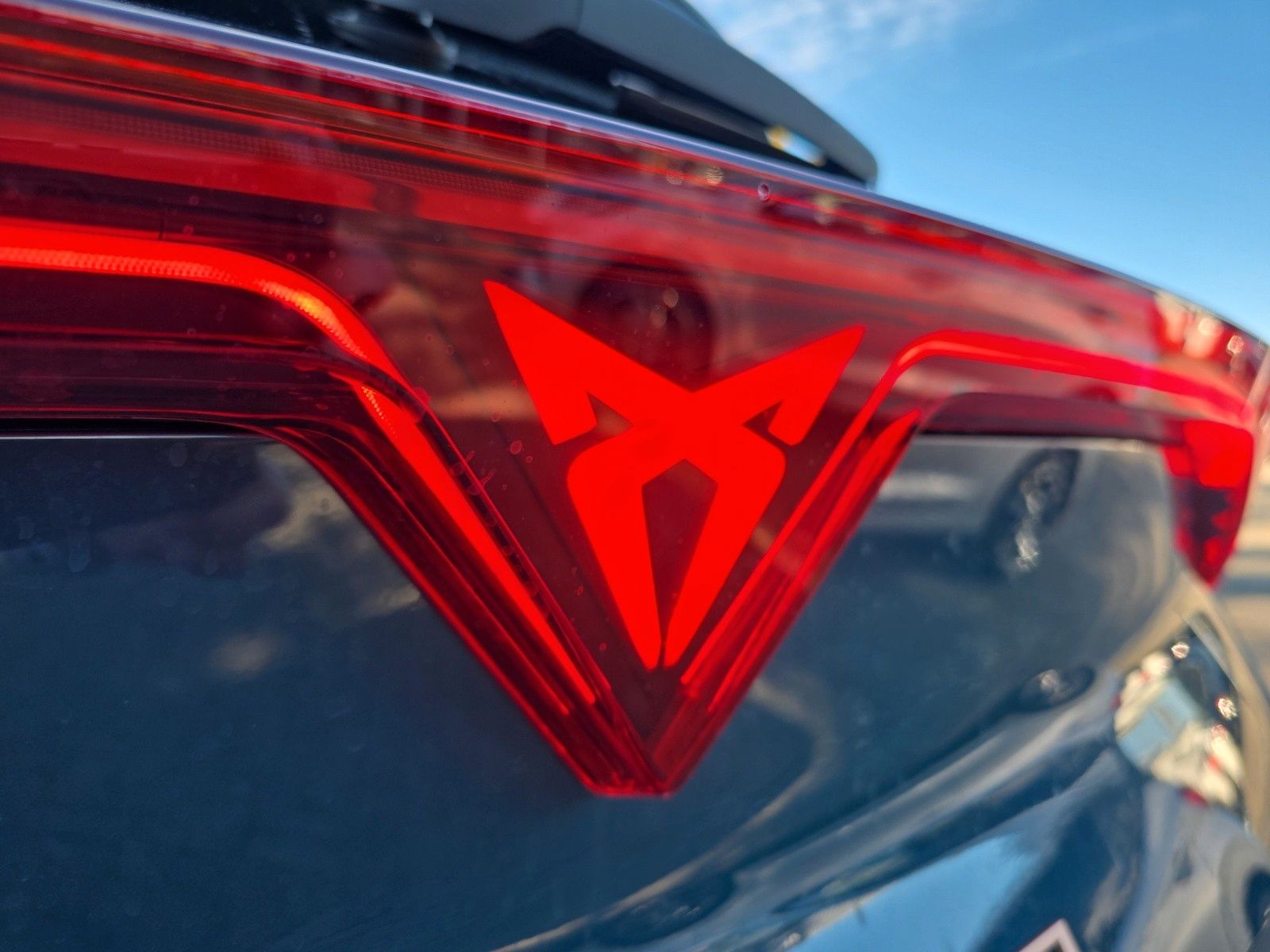 Cupra Formentor 1.5 eTSI DSG - Samsaru's Car Outlet