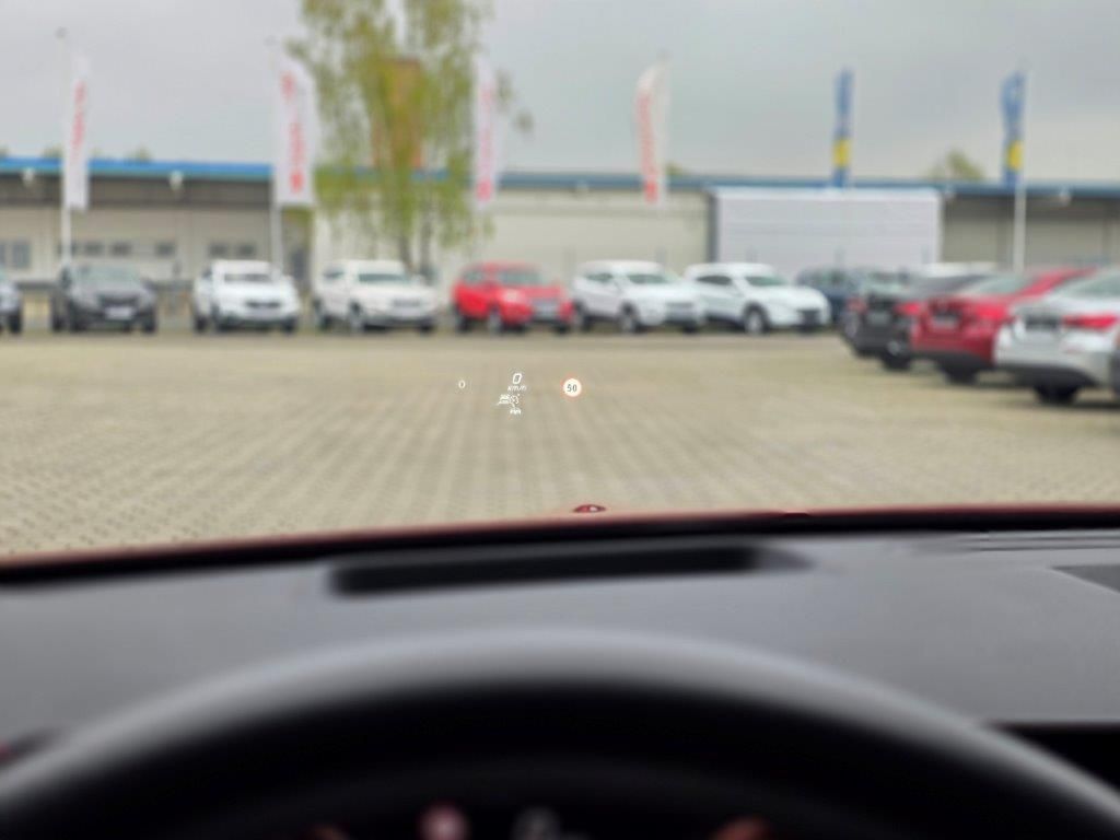 Mercedes-Benz CLA 250 e AMG Line - Samsaru's Car Outlet