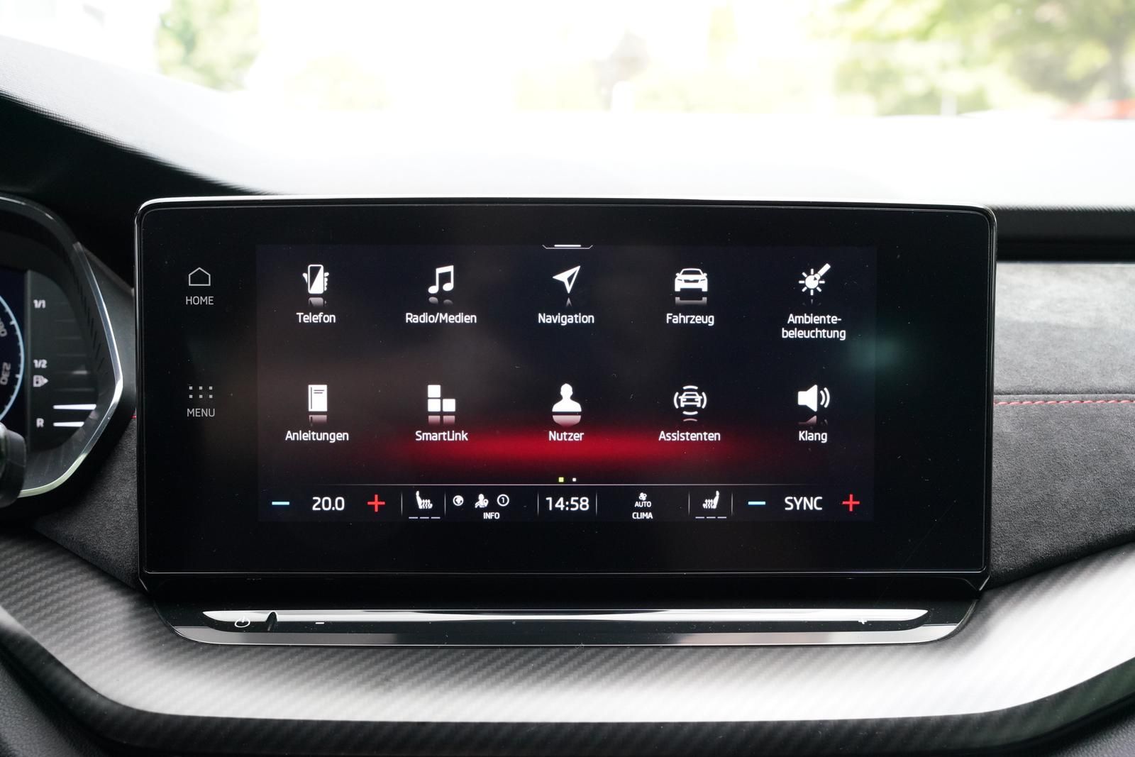 Skoda OCTAVIA COMBI 2.0TSI DSG - Samsaru's Car Outlet