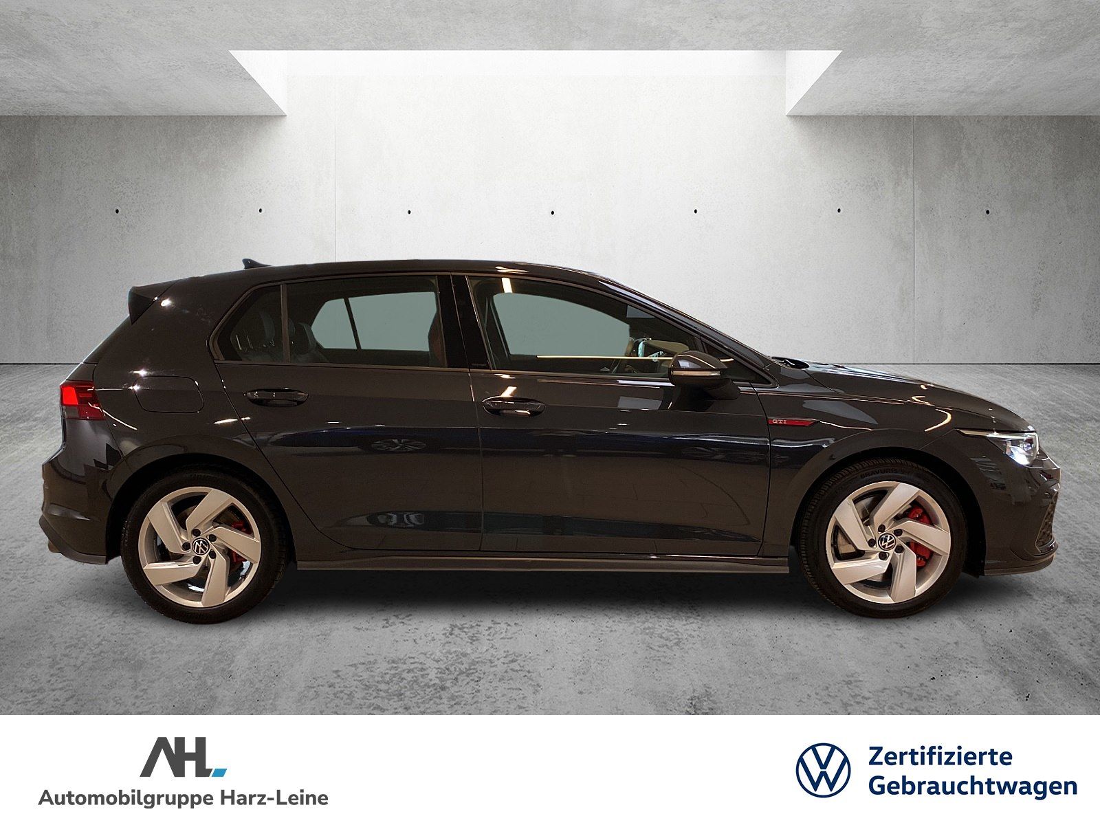 Volkswagen Golf GTI VIII 2.0 TSI - Samsaru's Car Outlet