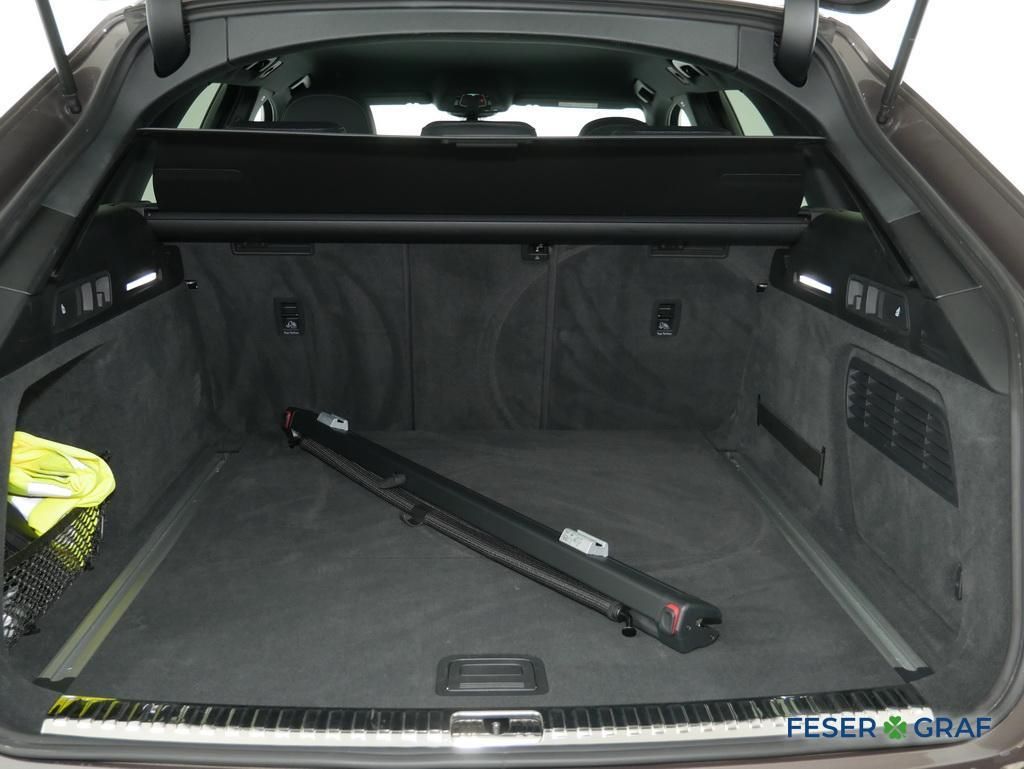 Audi A6 Avant 45 TFSI qu S Line - Samsaru's Car Outlet