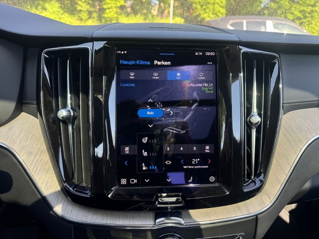 Volvo XC60 Inscription Recharge Plug-In Hybrid AWD T6