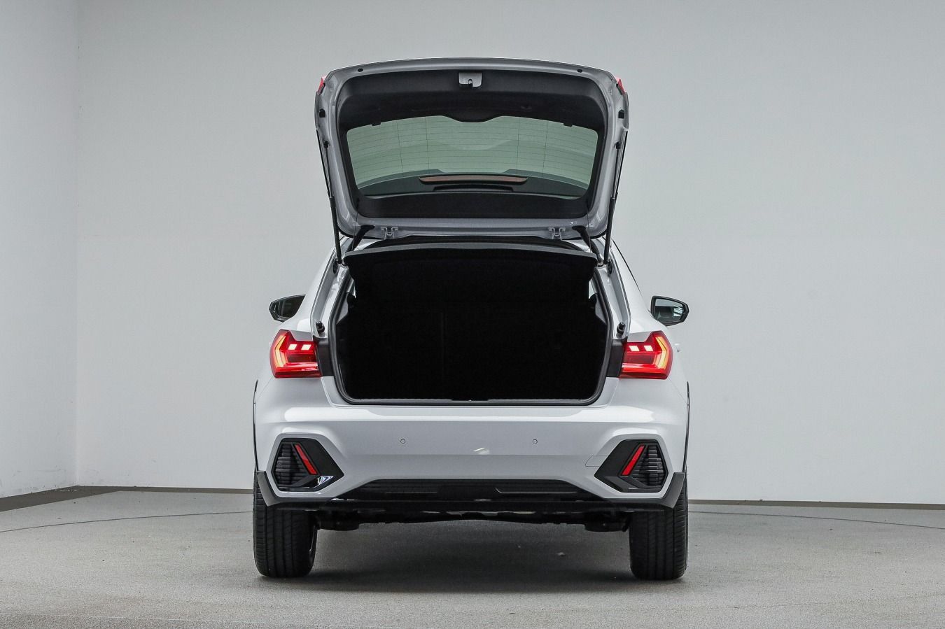 Audi A1 allstreet 30 TFSI - Samsaru's Car Outlet