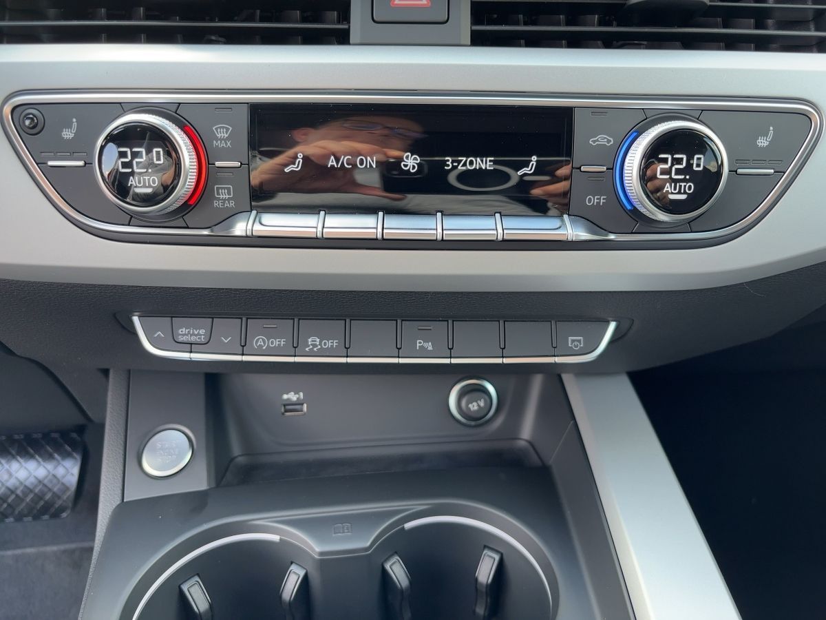 Audi A4 Avant 40 TFSI Q. advanced - Samsaru's Car Outlet