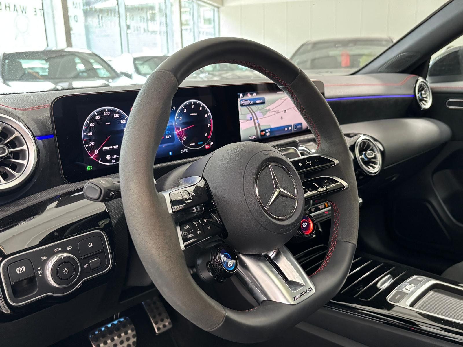 Mercedes-Benz Mercedes-AMG CLA 35 4M Coupé - Samsaru's Car Outlet