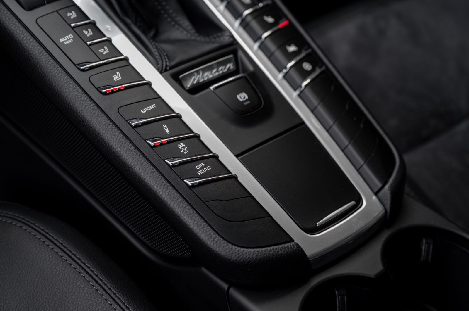 Porsche Macan 245PS - Samsaru's Car Outlet