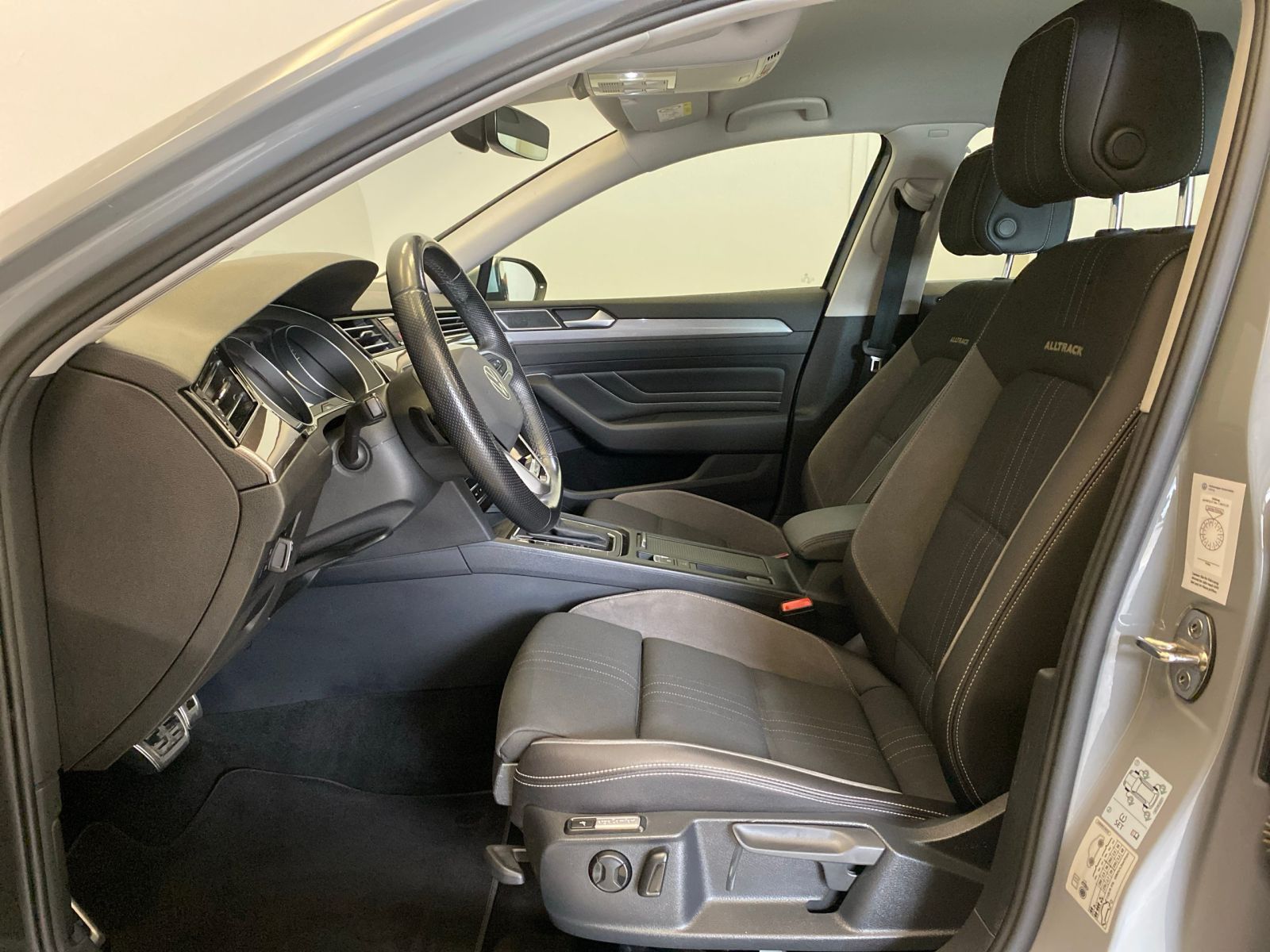 Volkswagen Passat Alltrack 2.0 TSI 4M *AHK*DCC*ACC*Navi