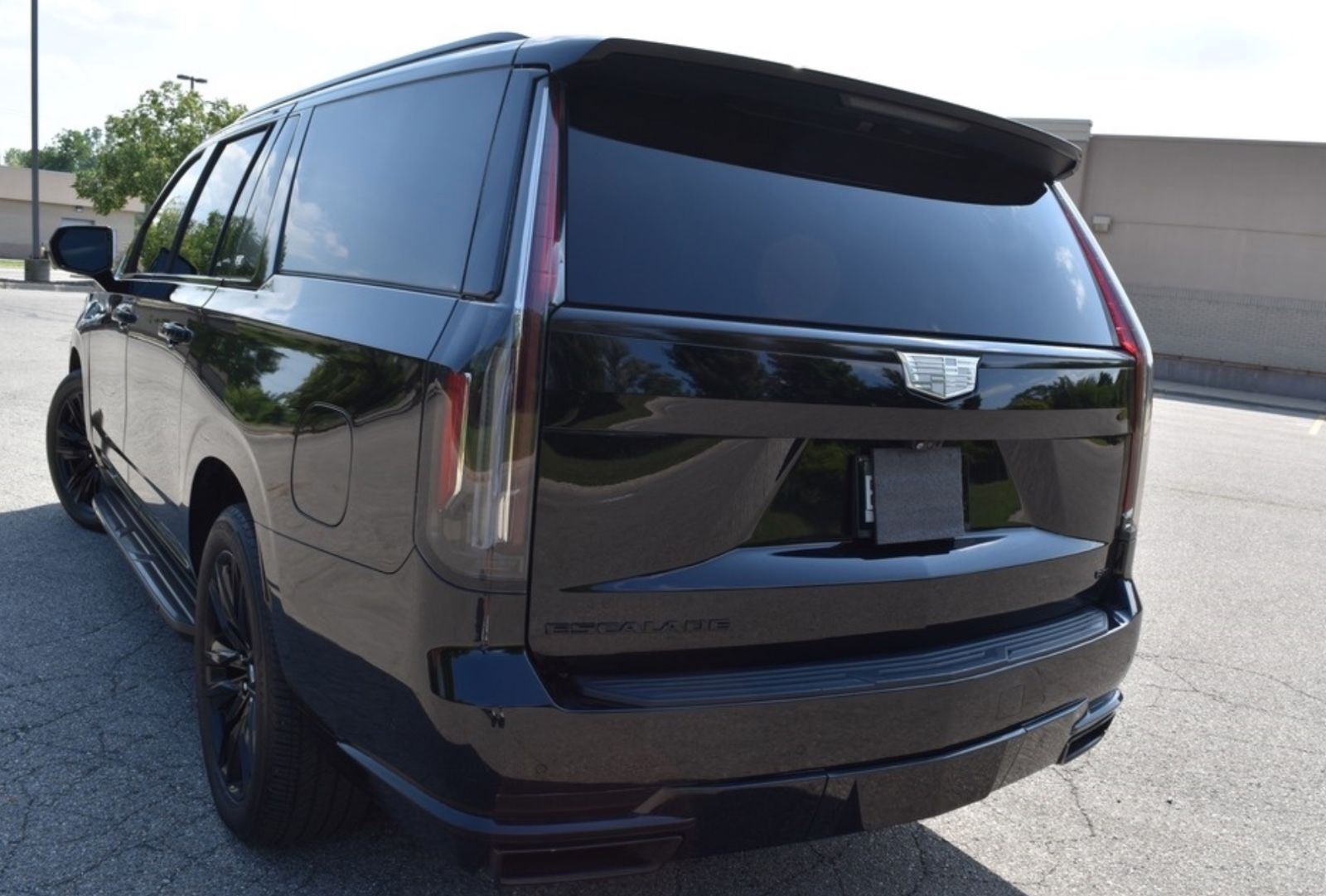 Cadillac PREMIUM*SPORT*LONG*6.2 V8*LED*AHK*NAVI*7 SITZER