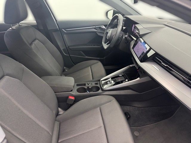 Audi A3 Sportback 40 TFSI e S line BUSINESSP RFK HUD