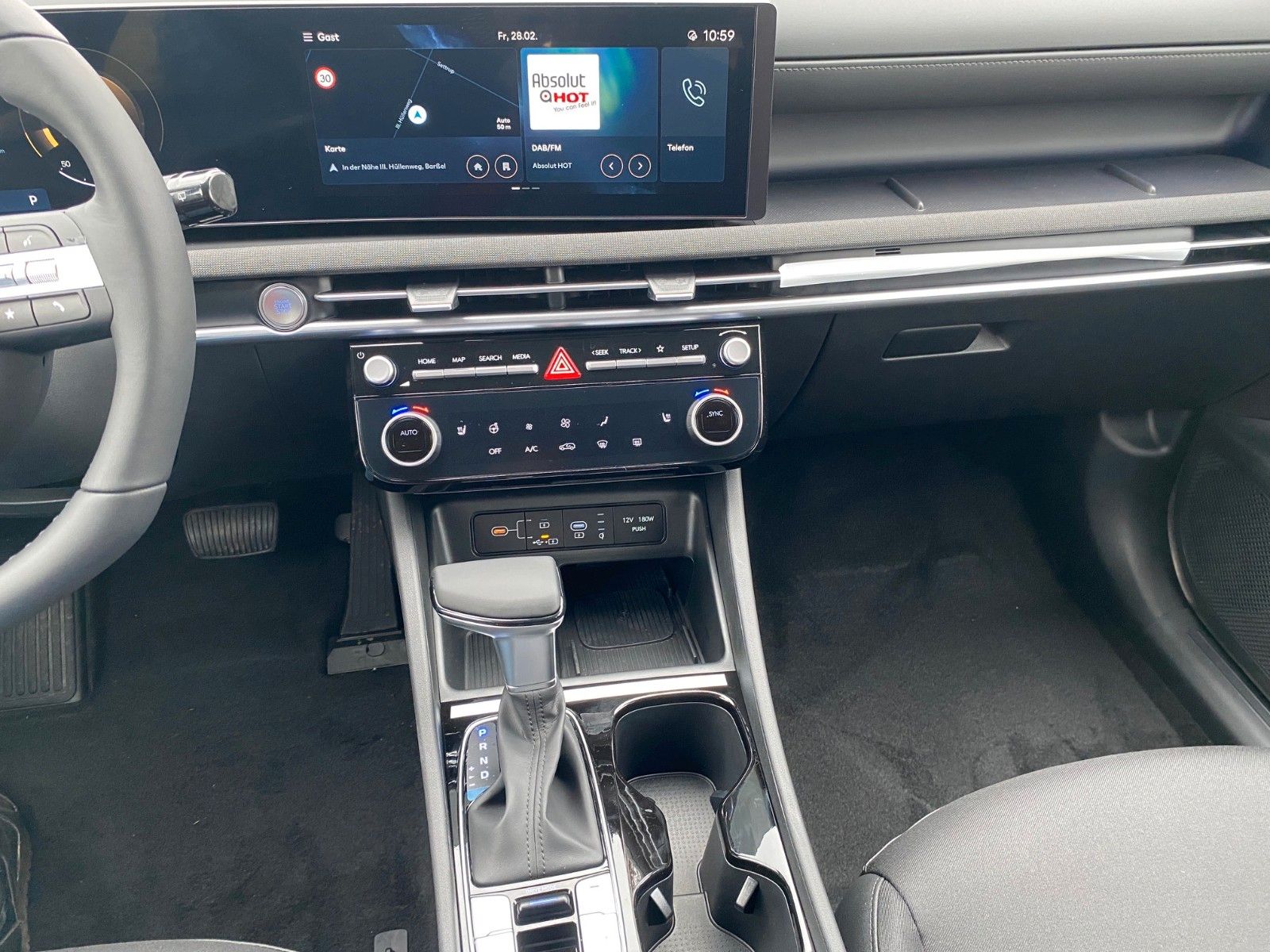 Hyundai Tucson Trend 1.6 T-GDI - Samsaru's Car Outlet