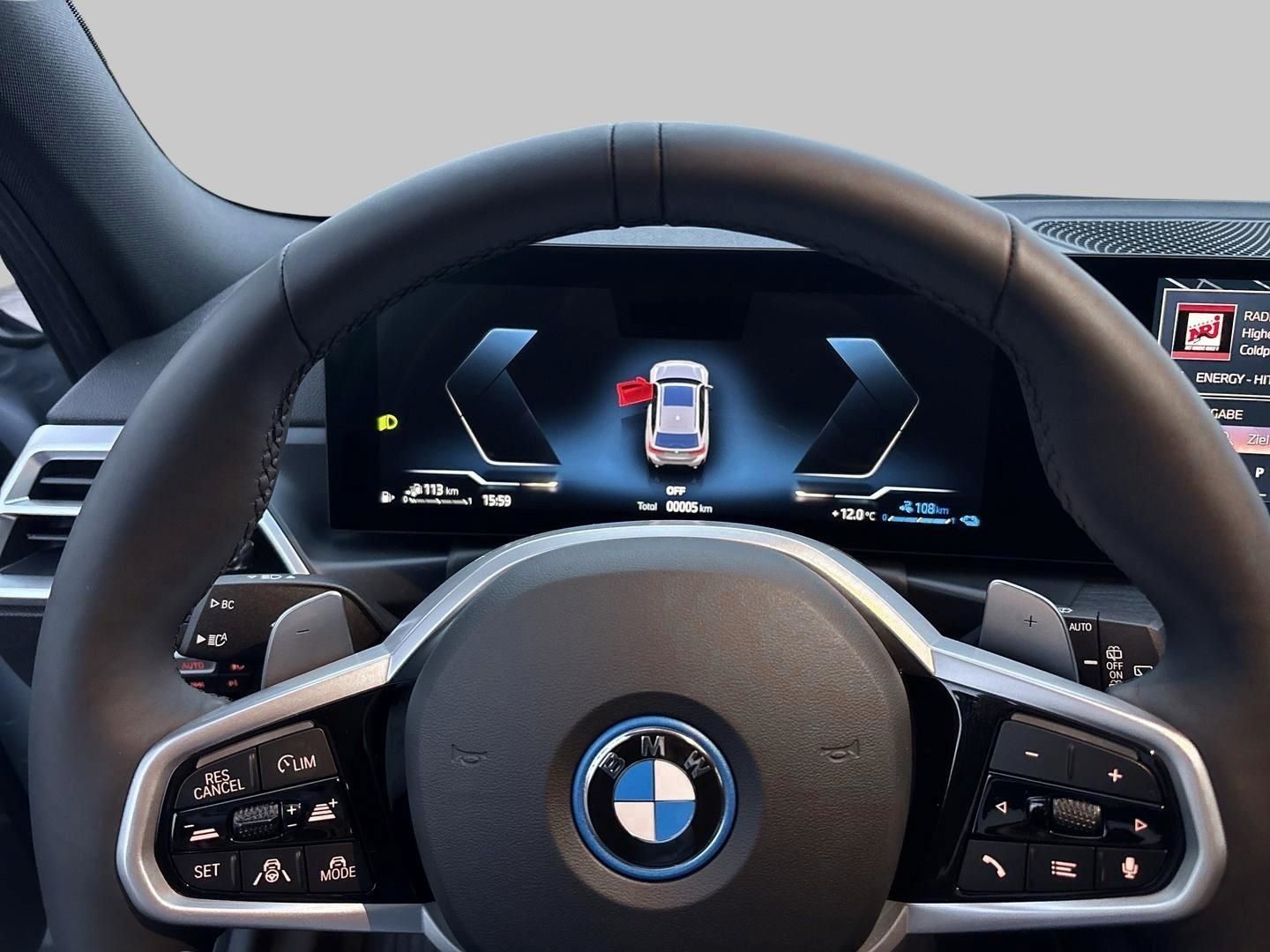 BMW 330 e xDrive Touring M-Sport Pro HUD AHK Pano H&