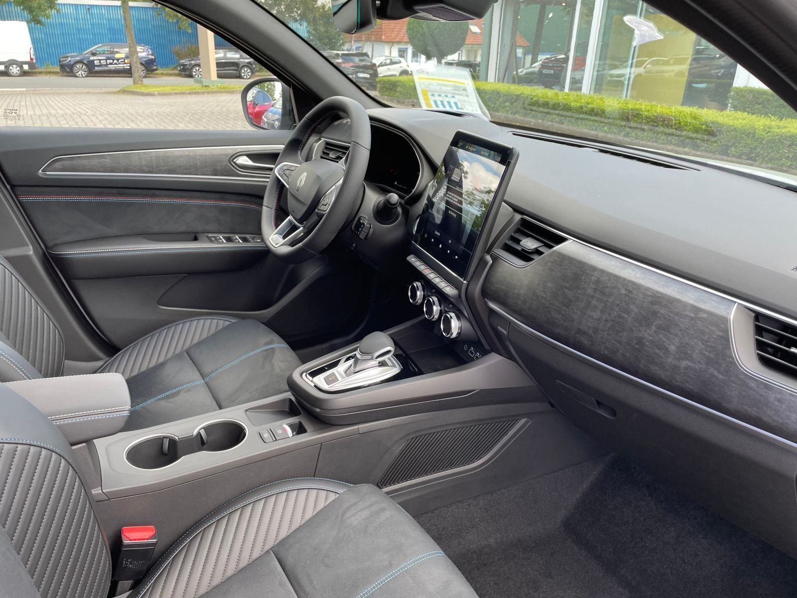 Renault Arkana Esprit Alpine E-Tech Full Hybrid - Samsaru's Car Outlet
