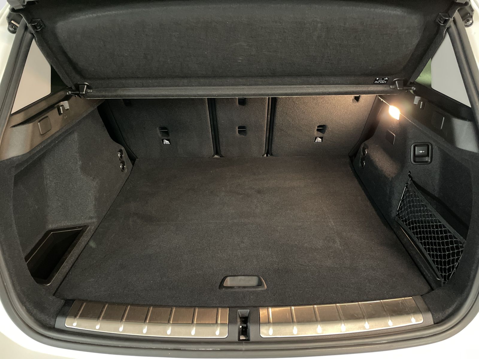 BMW X1 xDrive25e Sport Line - Samsaru's Car Outlet