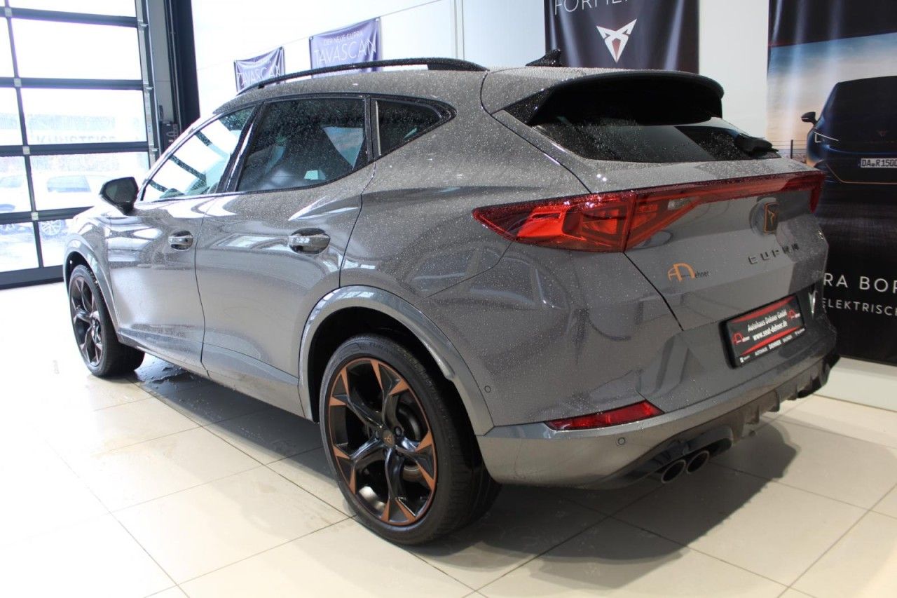 Cupra Formentor VZ 4Drive TOP-VIEW/AHK/BEATS/WINTERPAK