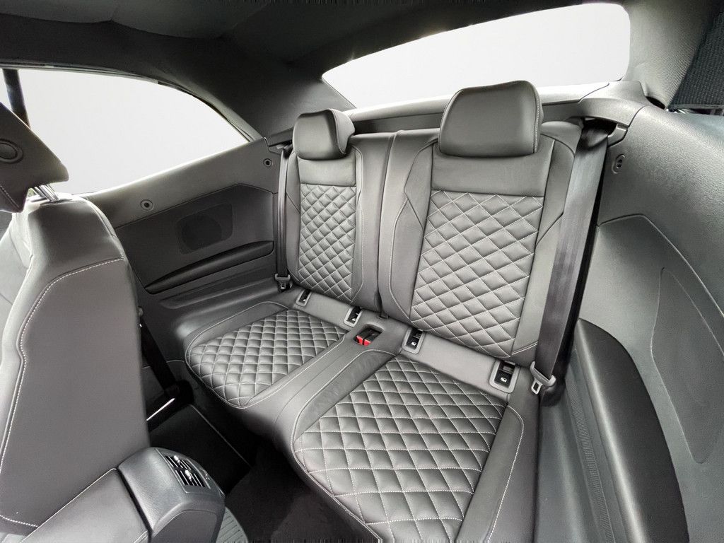 Volkswagen T-Roc Cabriolet 1.5 TSI R-Line - Samsaru's Car Outlet