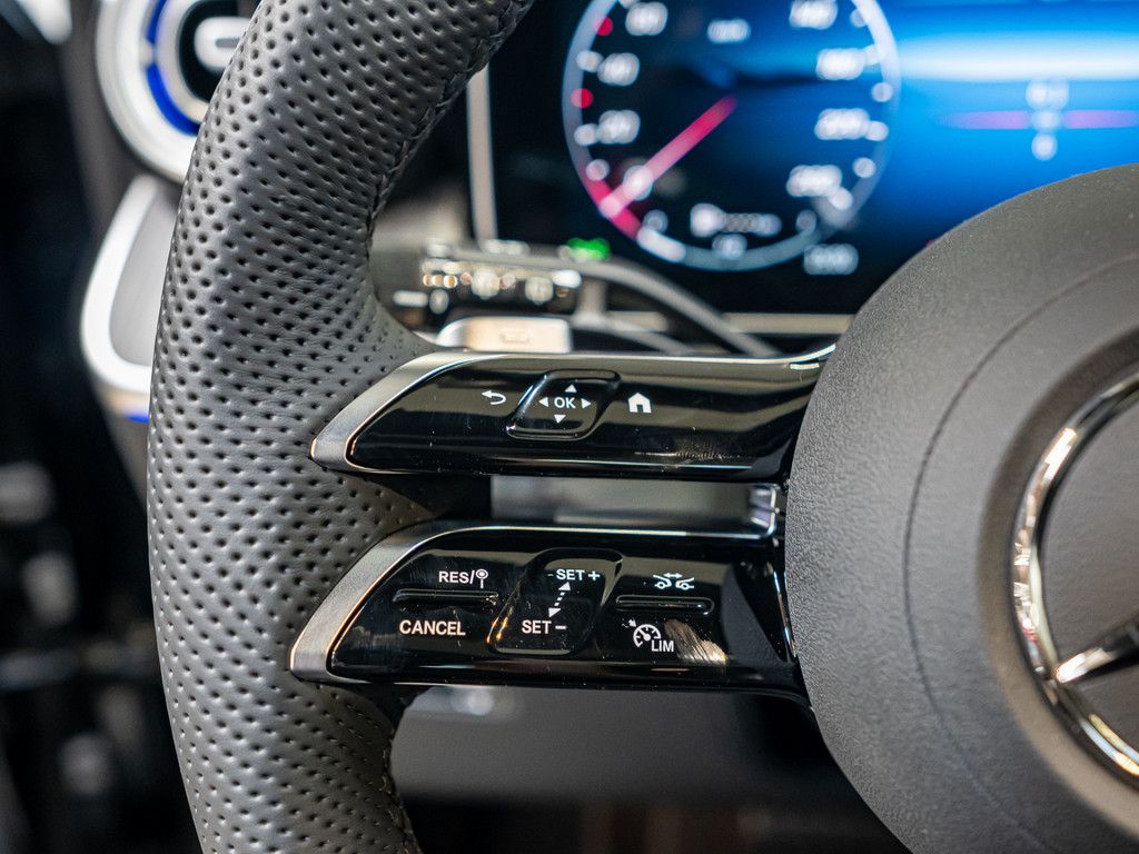 Mercedes-Benz GLC 220 d 4M Edition AMG AHK Distr. LED Pano Nav