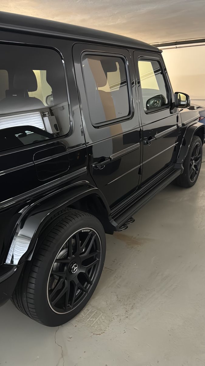 Mercedes-Benz G 63 AMG - Samsaru's Car Outlet