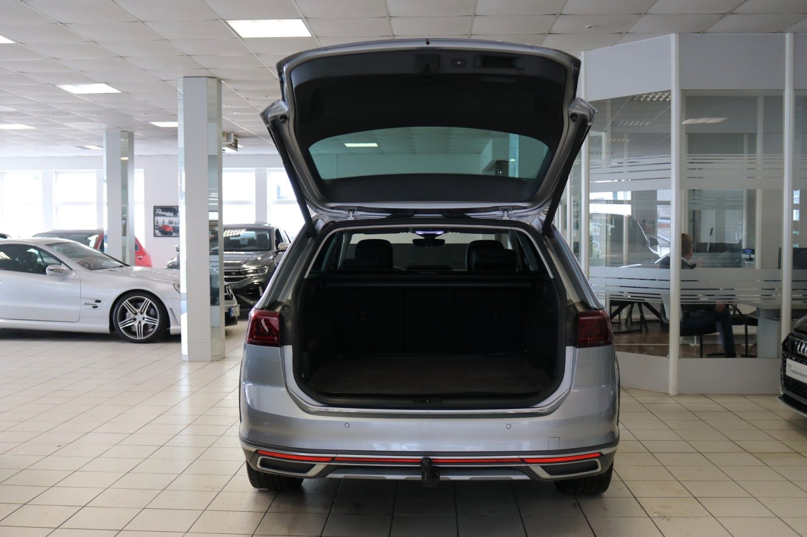 Volkswagen Passat Alltrack 4M AHK Pano STHZ Memory Matrix