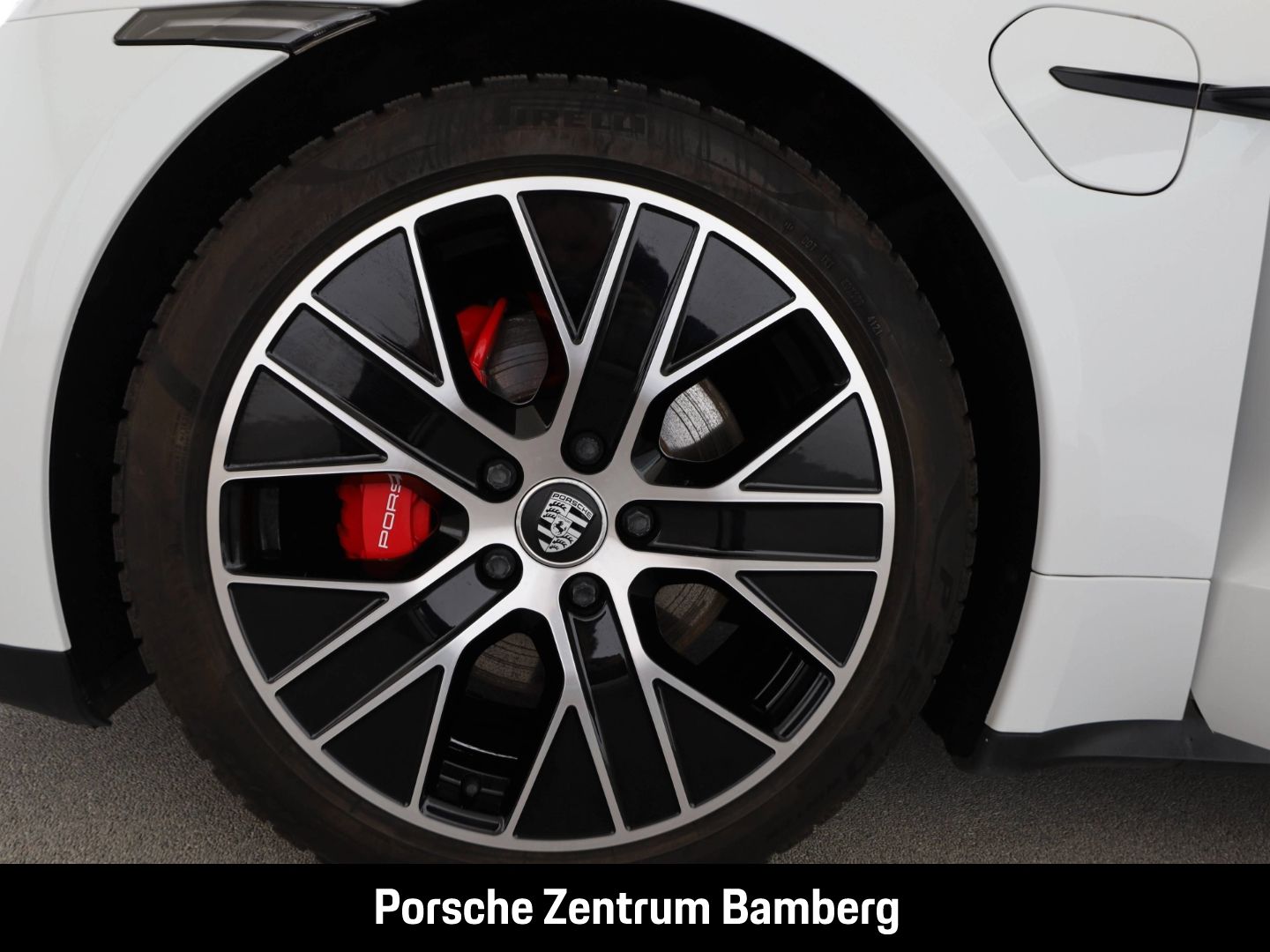 Porsche Taycan 4S/ Vollleder/ Performance Batterie/ 18-W