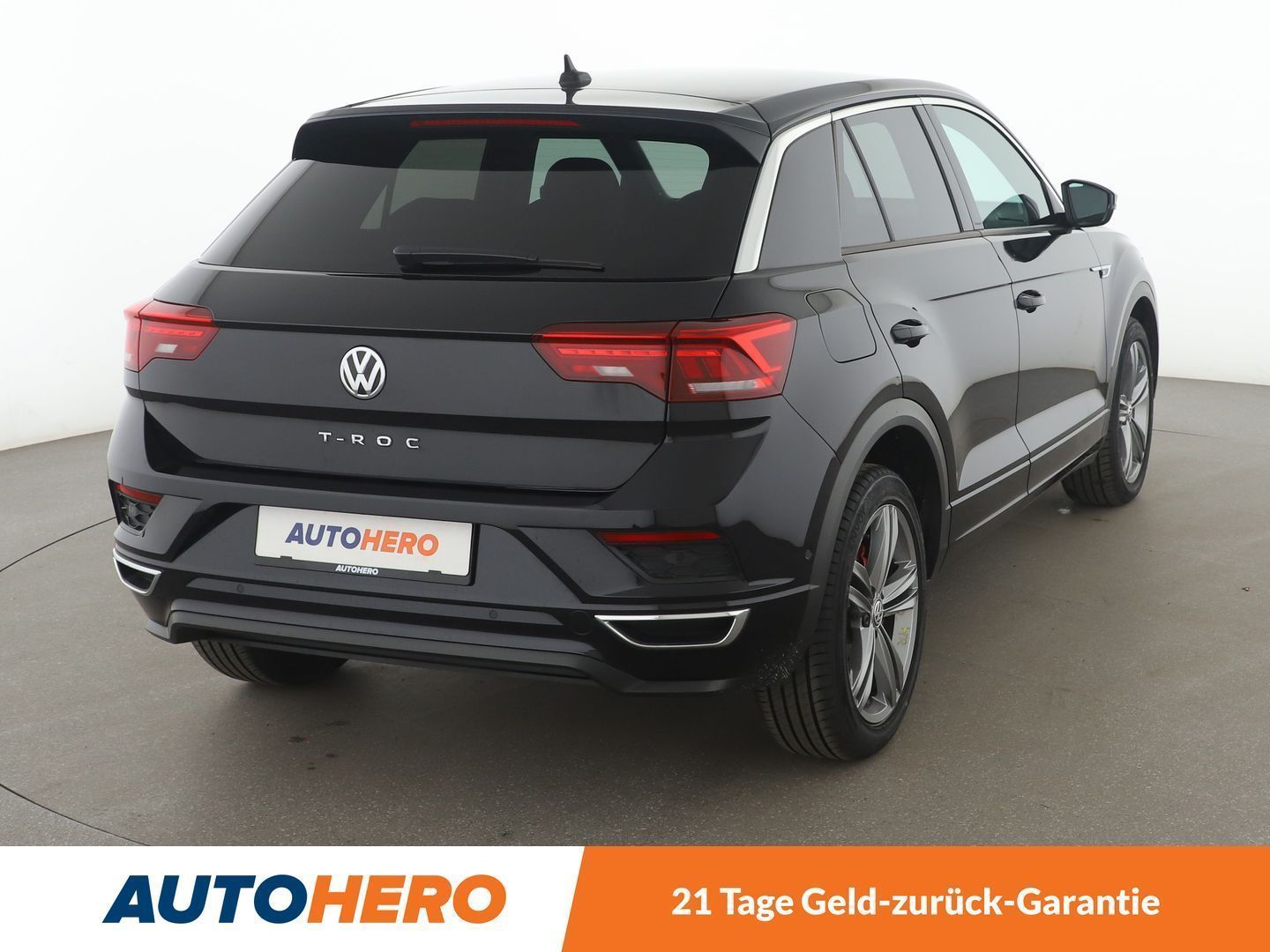 Volkswagen T-Roc 1.5 TSI ACT Sport - Samsaru's Car Outlet