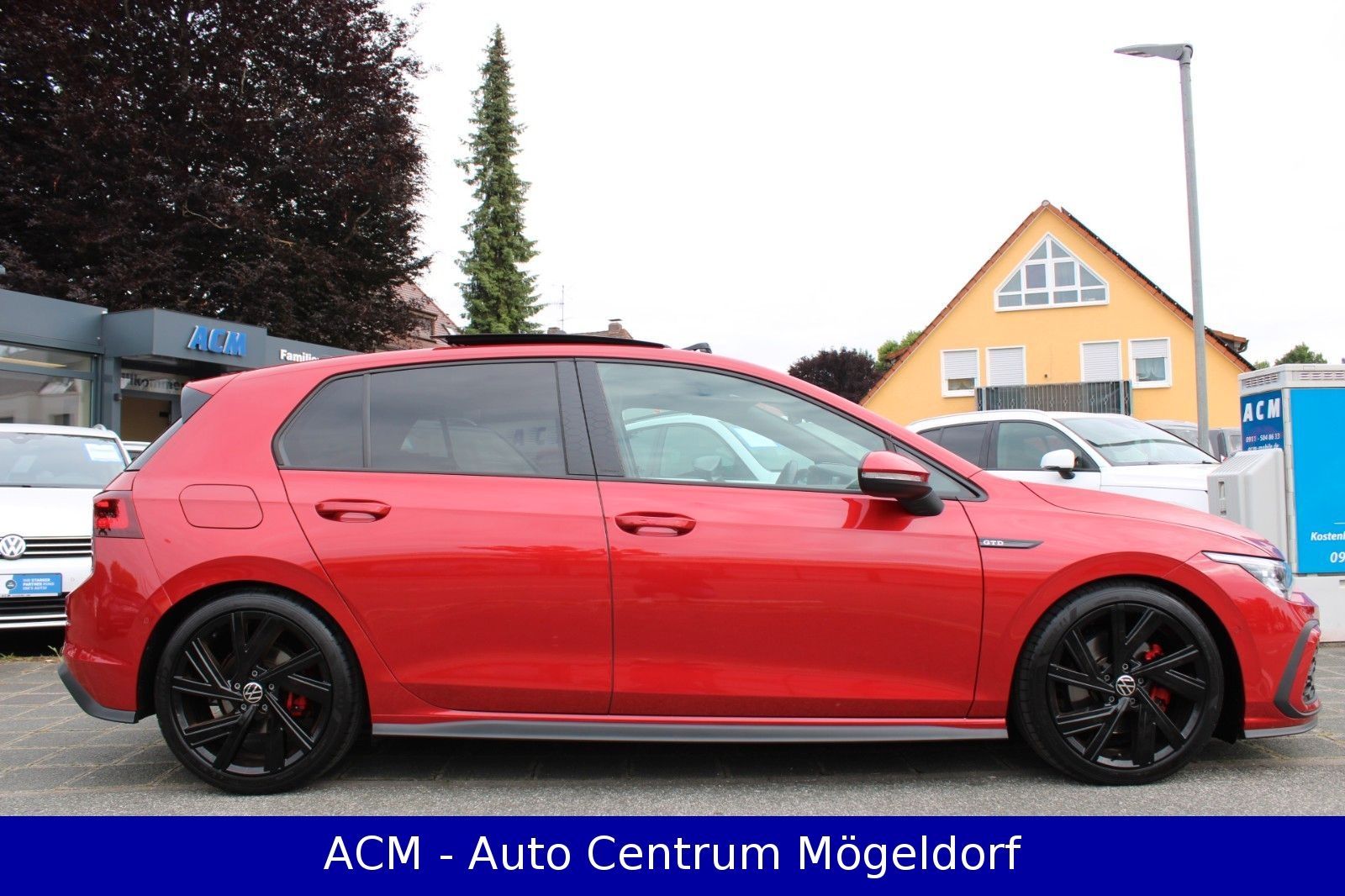 Volkswagen Golf VIII 2.0 GTD - Samsaru's Car Outlet