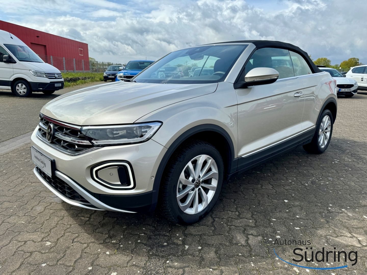 Volkswagen T-Roc Cabriolet 1.0 TSI Style - Samsaru's Car Outlet