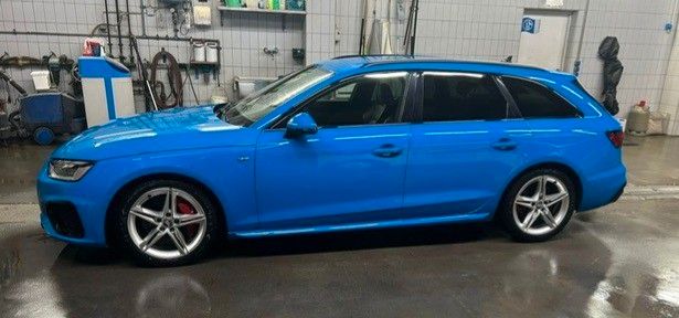 Audi A4 Avant 50 TDI quattro S line AHK Stdhzg Leder