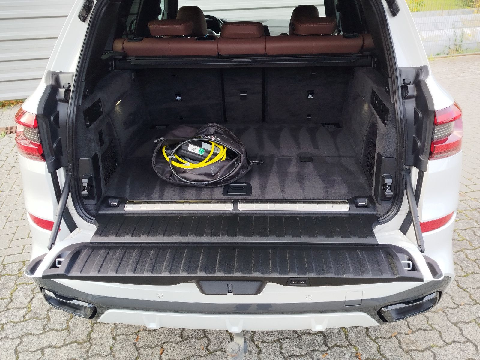 BMW X5 XDrive 45e M Sport AHZ DAB KAM Winterräder