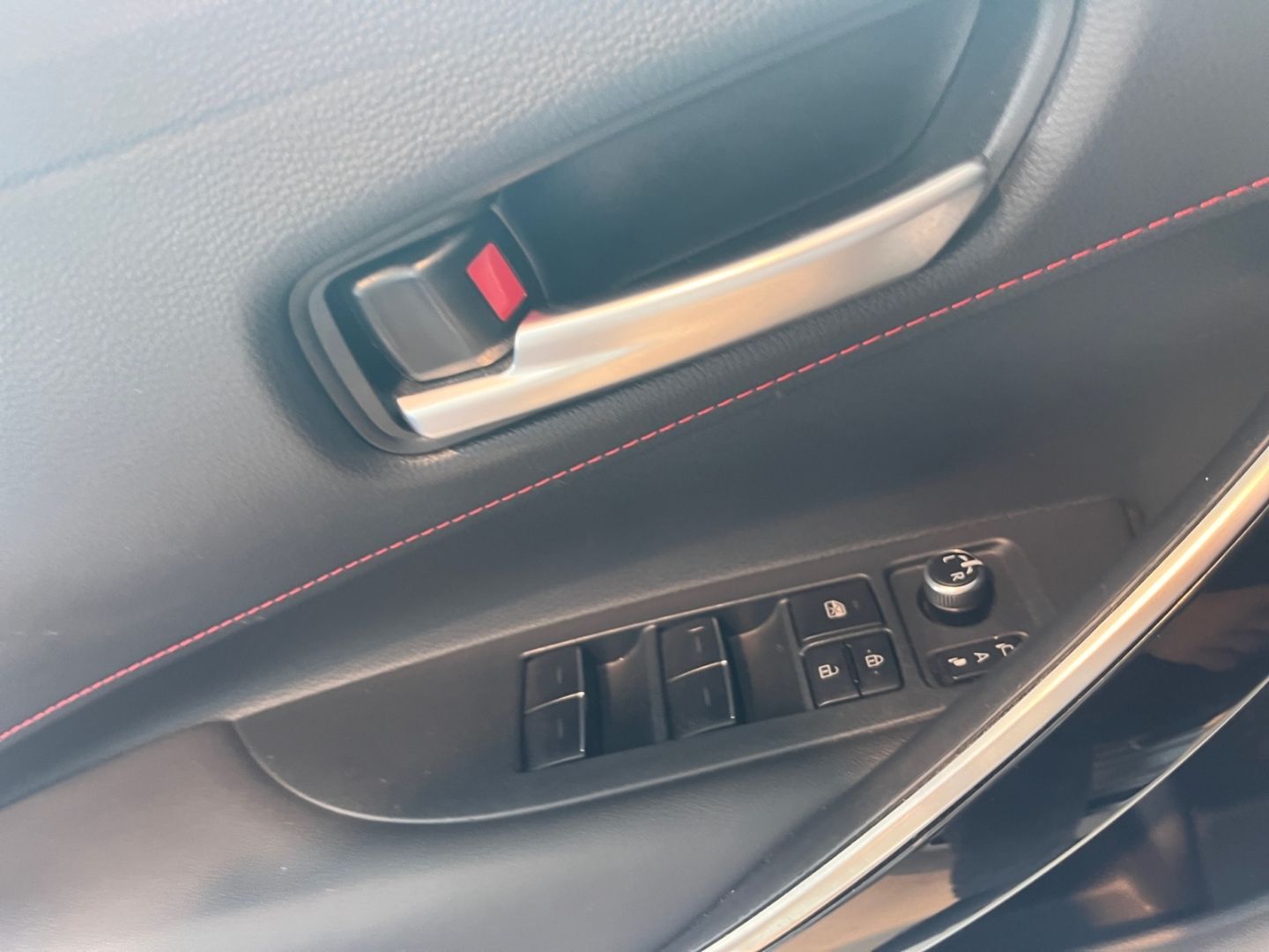 Toyota Corolla 2.0 Hybrid GR Sport - Samsaru's Car Outlet