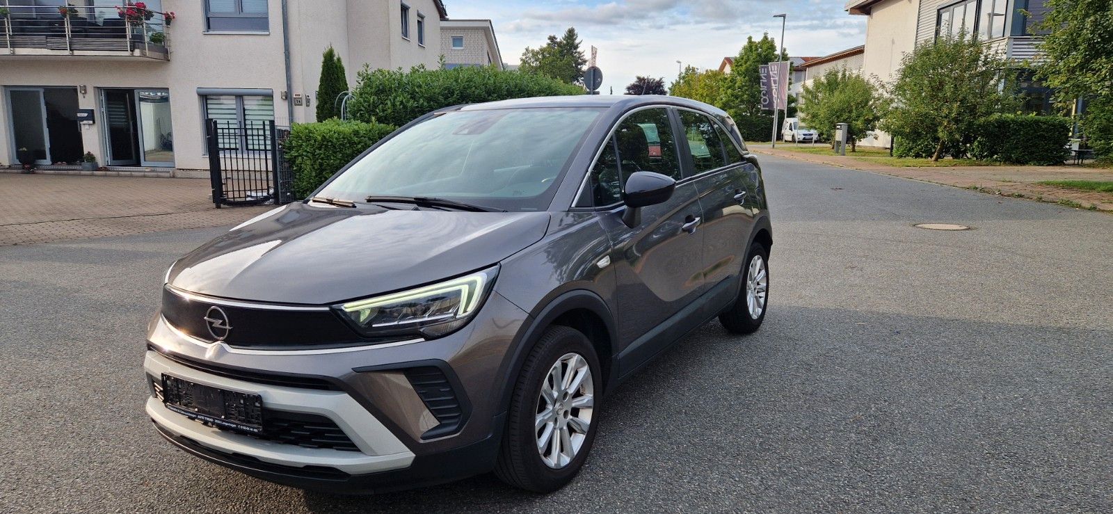 Opel Crossland Elegance Diesel - Samsaru's Car Outlet