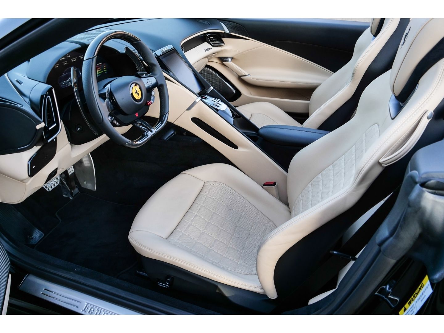 Ferrari Roma Spider - Samsaru's Car Outlet