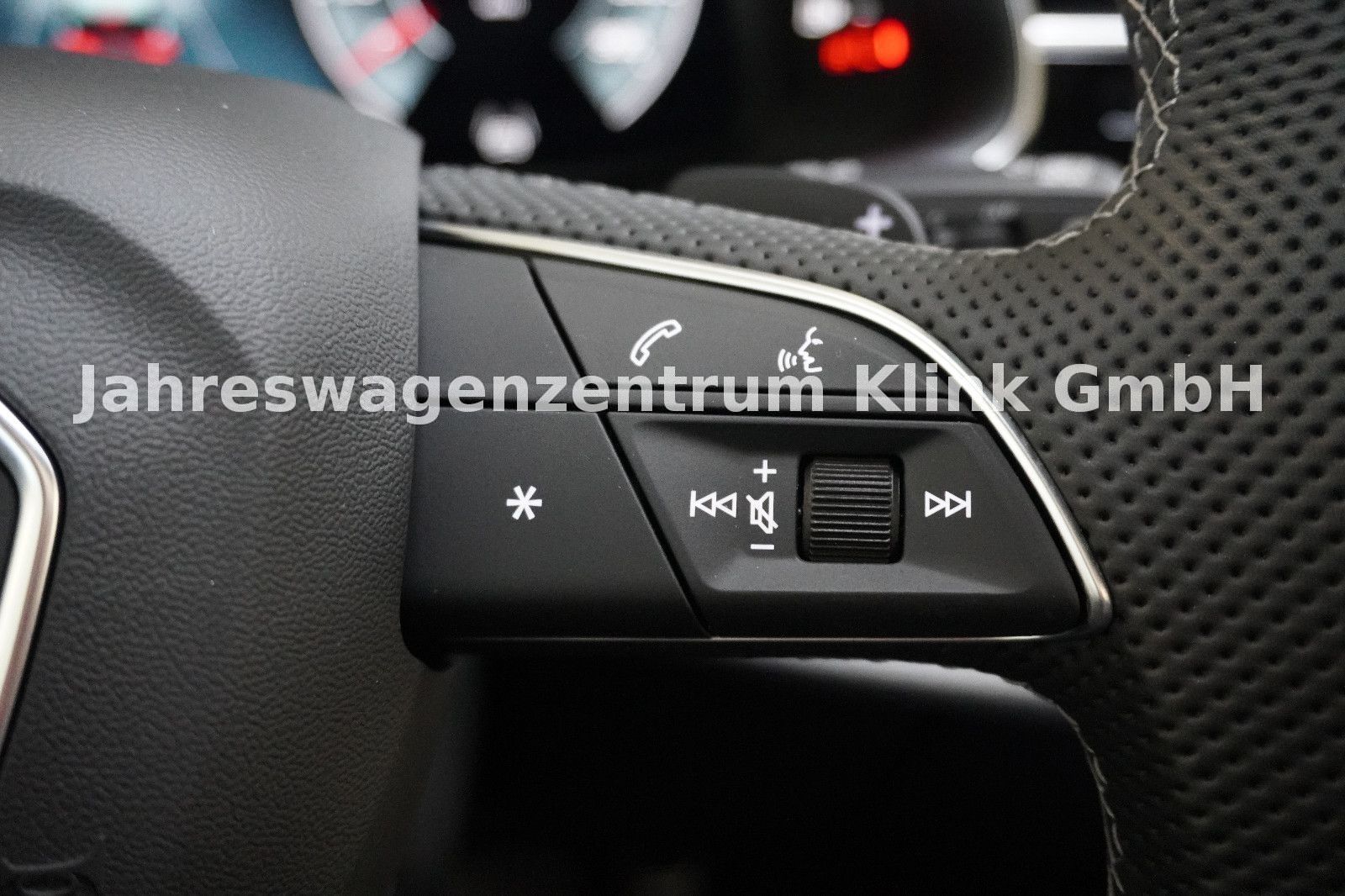 Audi Q8 S-Line 50 tdi quattro tiptronic - Samsaru's Car Outlet