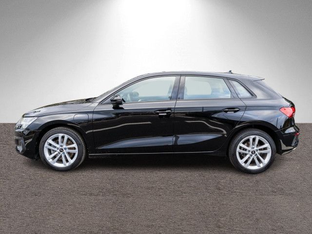 Audi A3 Sportback 40 TFSI e Stronic LED Navi RFK HUD