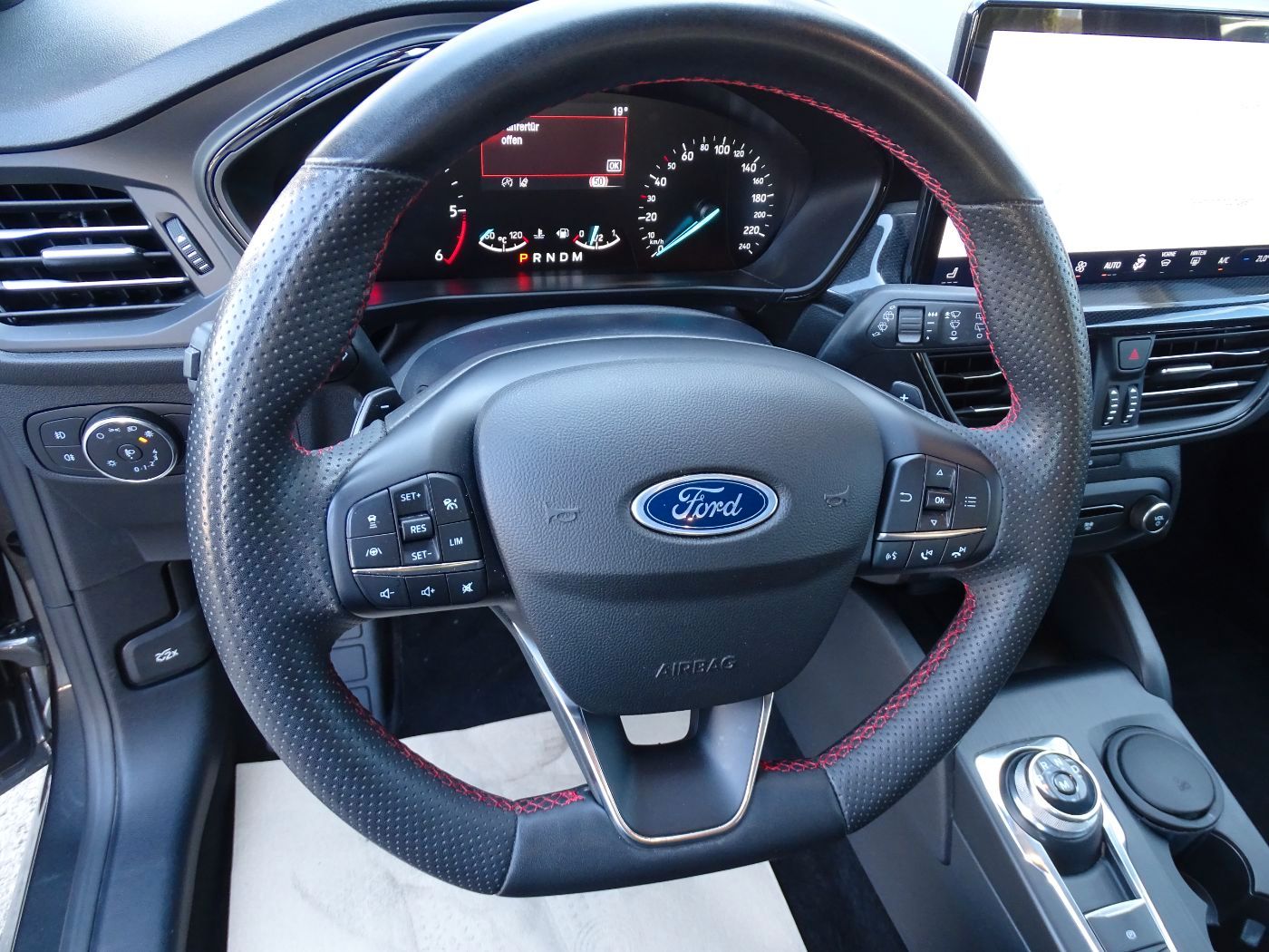 Ford Focus Turnier 1.5 EcoBlue ST-Line ACC+LED+Navi