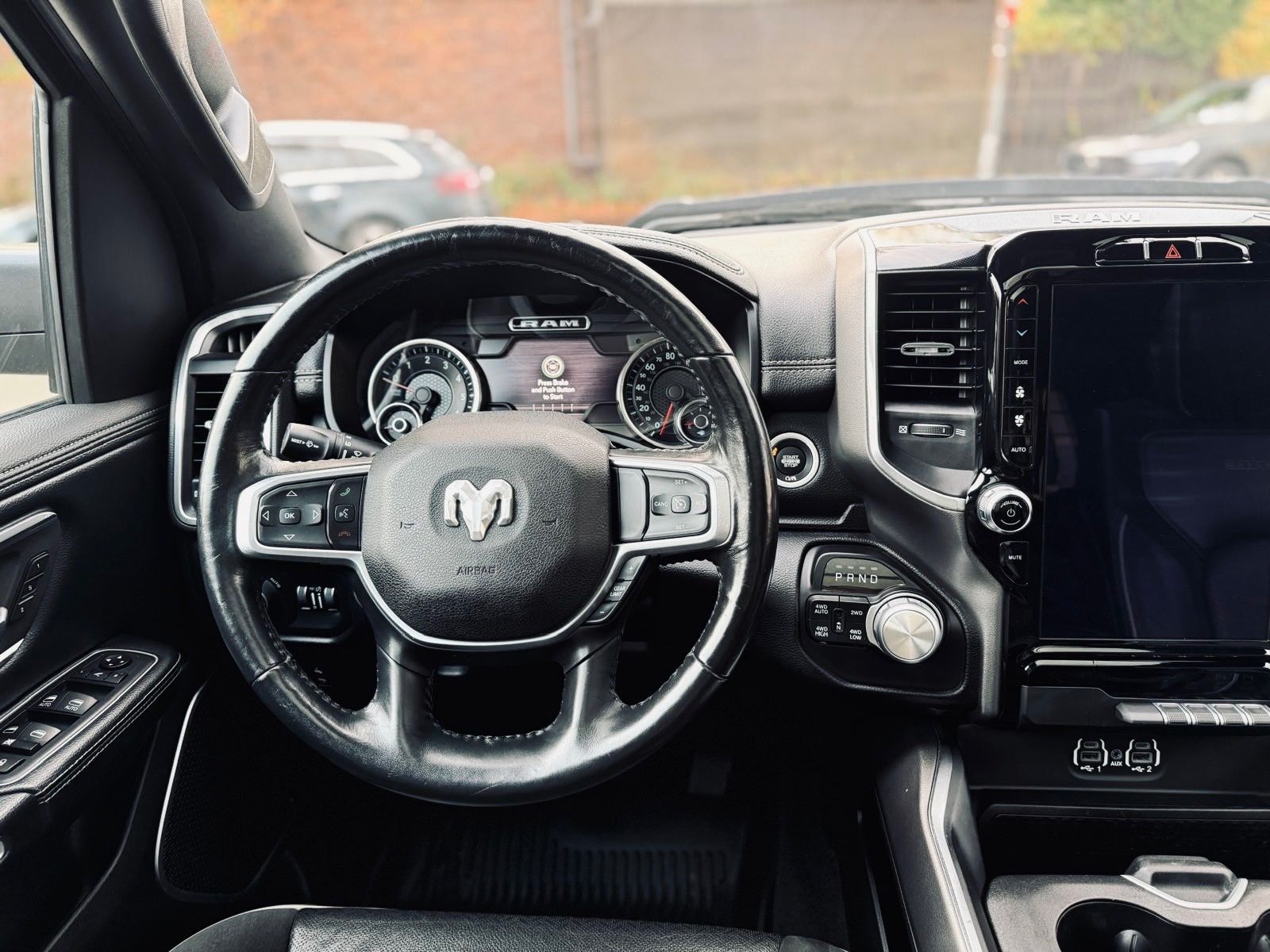 Dodge LARAMI*SPORT*12"RADIO*PANO*OFFROAD*BÜGEL*GARANTI