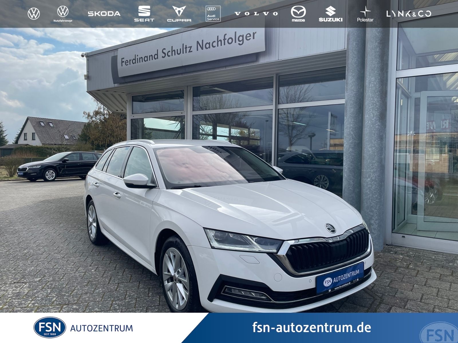 Skoda Octavia Combi 2.0 TDI Style - Samsaru's Car Outlet
