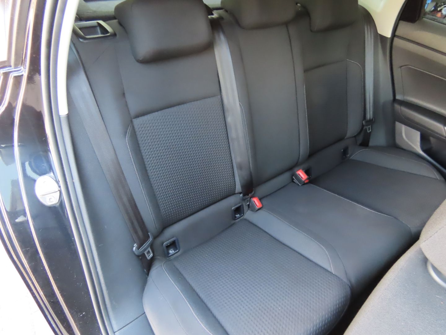 Volkswagen Polo VI 1.0 TSI - Samsaru's Car Outlet