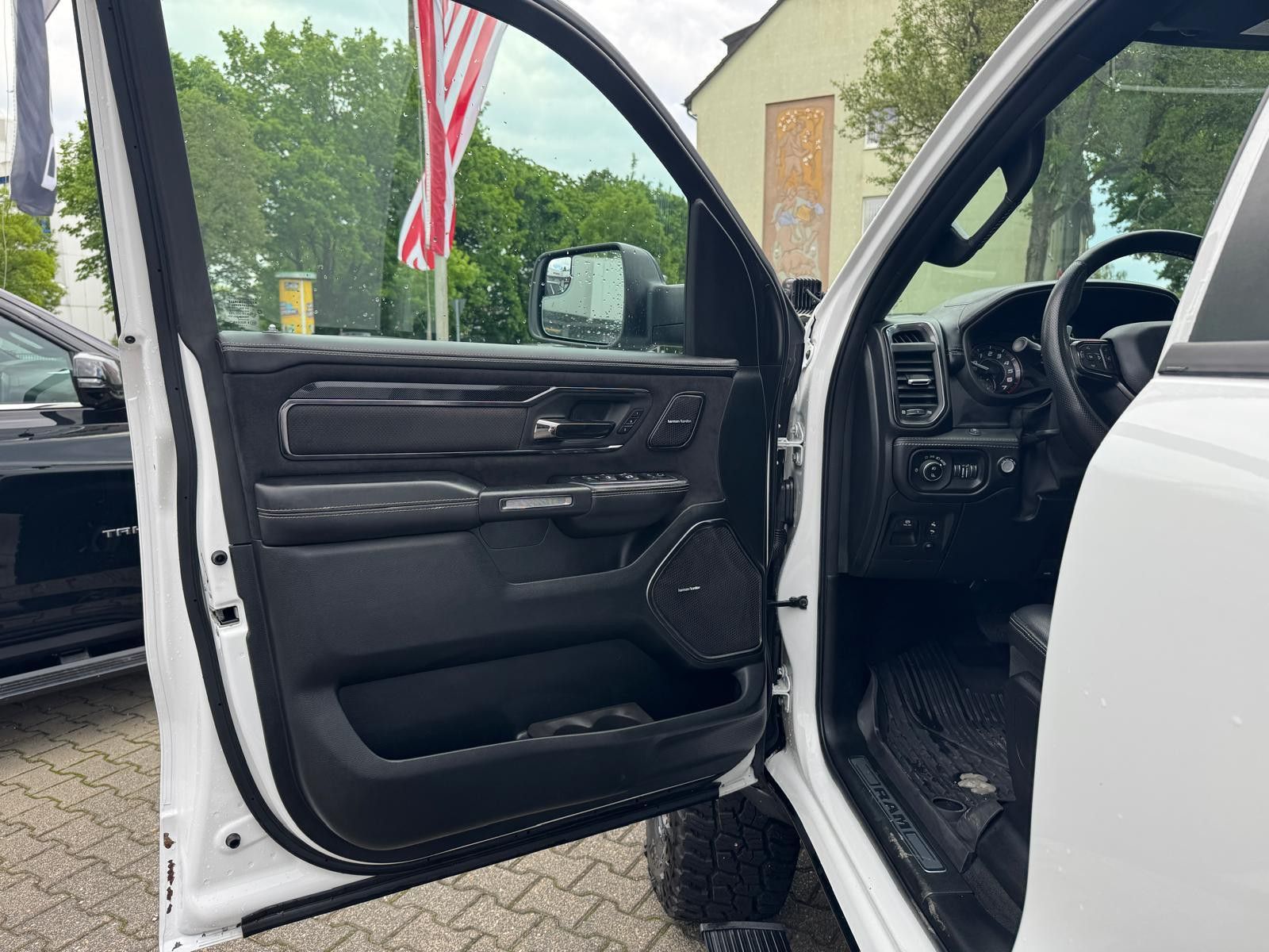 Dodge RAM 1500 6.2l V8 TRX + LPG + NAP Klappenauspuff