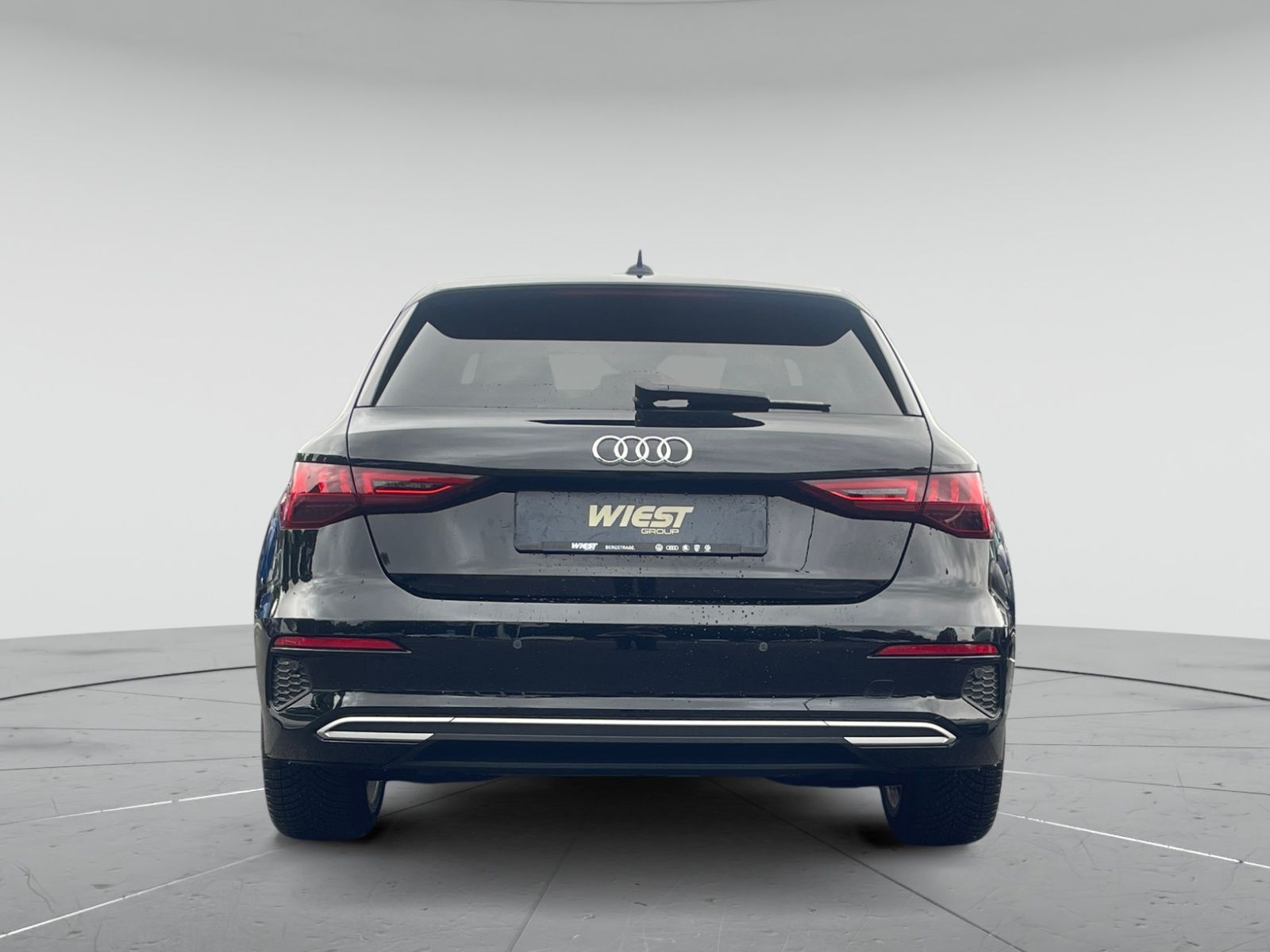 Audi A3 Sportback advanced 35 TFSI - Samsaru's Car Outlet