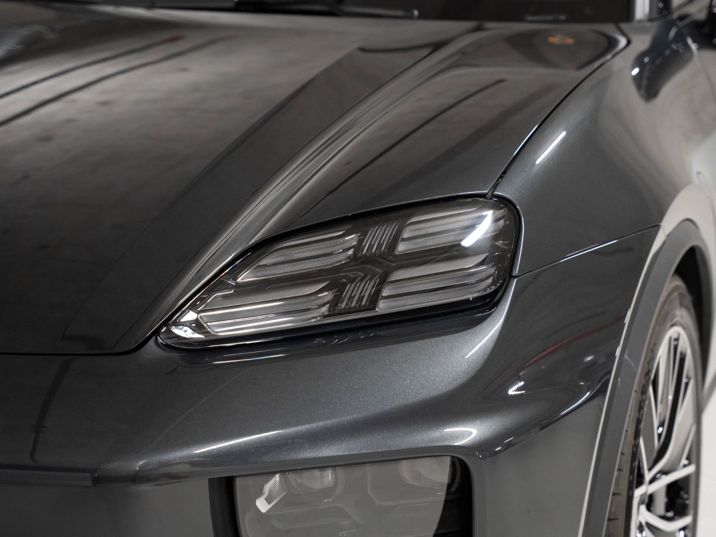 Porsche Macan 4S Sport Chrono Paket AR HUD InnoDrive