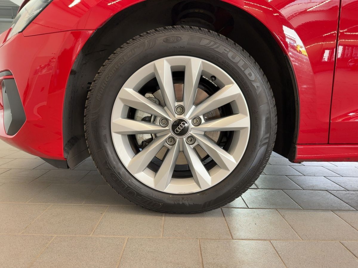 Audi A3 Sportback 30 TFSI g-tron Pano AHK Navi virtua